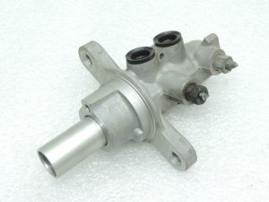 Oriģinālais Toyota Avensis T27 1.8 VVT-i galvenais bremžu cilindrs 4720109380, 47201-09380
