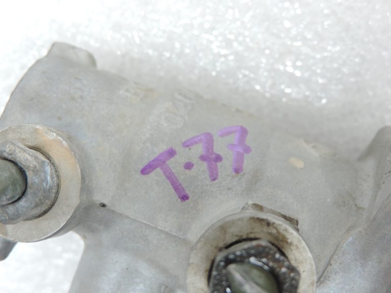 Oriģinālais Toyota Avensis T27 1.8 VVT-i galvenais bremžu cilindrs 4720109380, 47201-09380