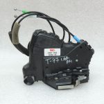 Oriģinālā Toyota Avensis T27 Priekšējā labās puses durvju slēdzene 6903005130, 69030-05130
