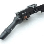 Oriģinālais Toyota Avensis T27 stūres kolonnas slēdža gaismas slēdzis 8414005190