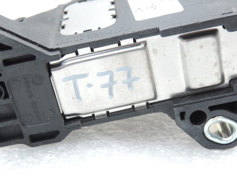 Oriģināls Toyota Avensis T27 1.8 VVT-i akseleratora pedālis 7811002022, 78110-02022