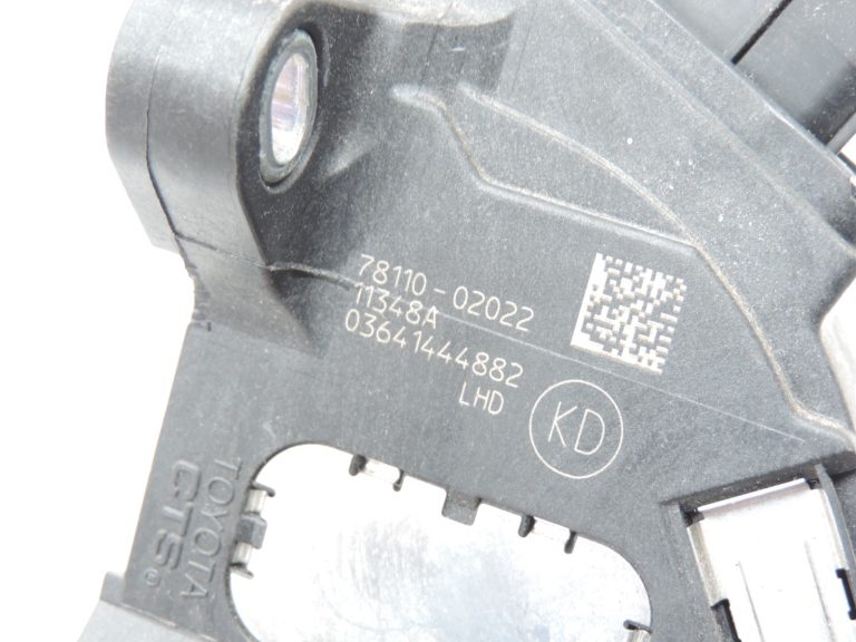 Oriģināls Toyota Avensis T27 1.8 VVT-i akseleratora pedālis 7811002022, 78110-02022