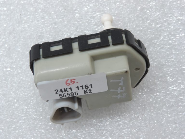 Oriģināls Toyota Avensis T27 2012-2015 priekšējo lukturu labais/kreisais servomotors