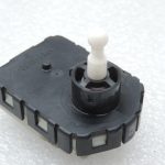 Oriģināls Toyota Avensis T27 2012-2015 priekšējo lukturu labais/kreisais servomotors