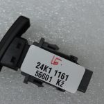 Oriģinālais Toyota Avensis T27 avārijas signalizācijas slēdzis 8433205070, 8433205071