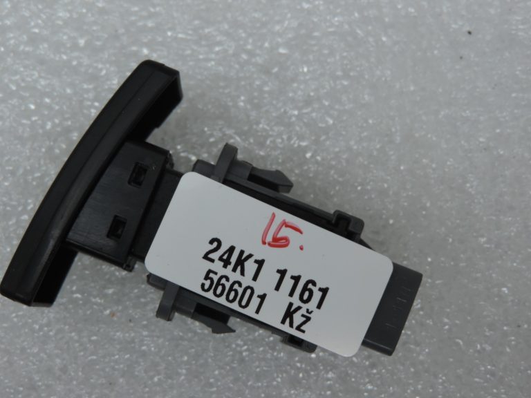 Oriģinālais Toyota Avensis T27 avārijas signalizācijas slēdzis 8433205070, 8433205071