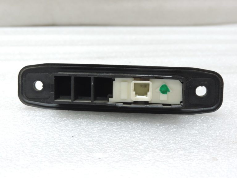 Toyota Prius Yaris Auris Avensis T27 Aizmugurējo durvju rokturis Rokturis 84840-28030