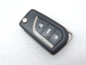 Toyota Avensis T27 tālvadības pults atslēga 433.92MHz