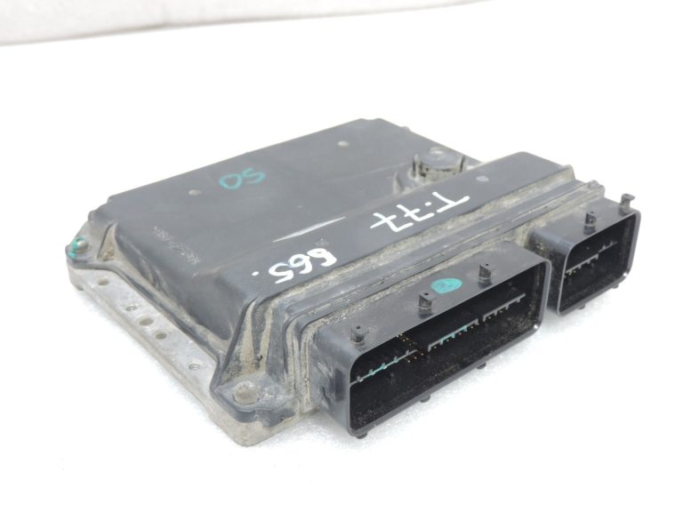 Toyota Avensis T27 1.8i 2ZR FAE motors Dzinēja vadības bloks 89661-05J10