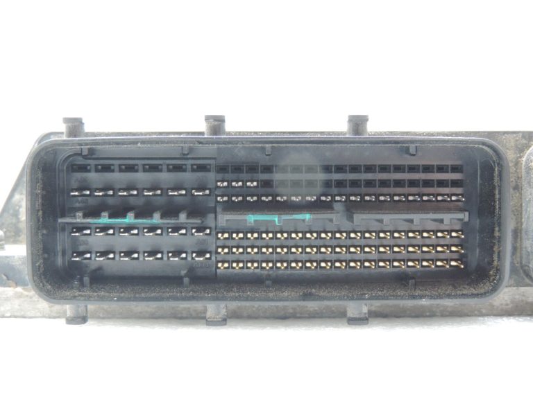 Toyota Avensis T27 1.8i 2ZR FAE motors Dzinēja vadības bloks 89661-05J10