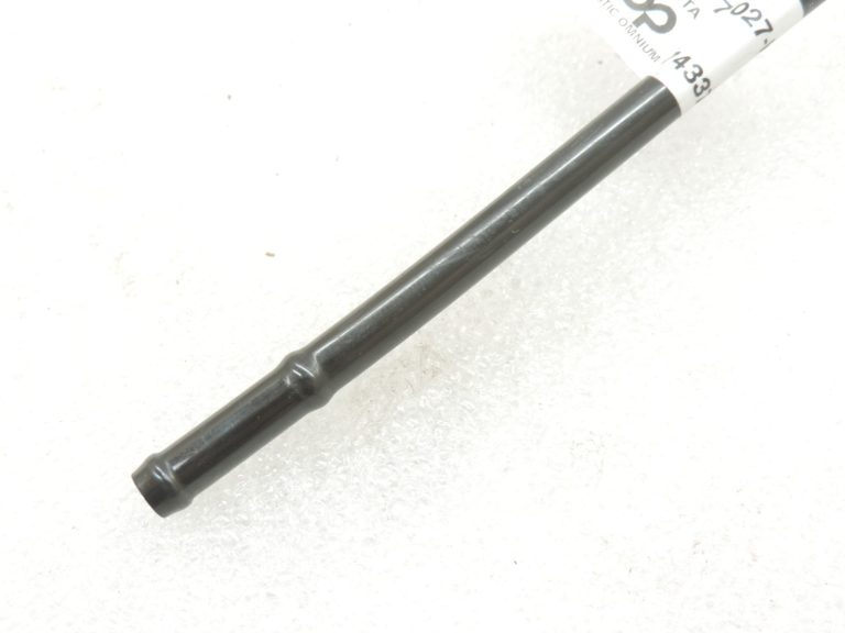 Oriģinālā Toyota Yaris P21 1.5 Hybrid degvielas tvertnes ventilācijas caurule 77027K0050