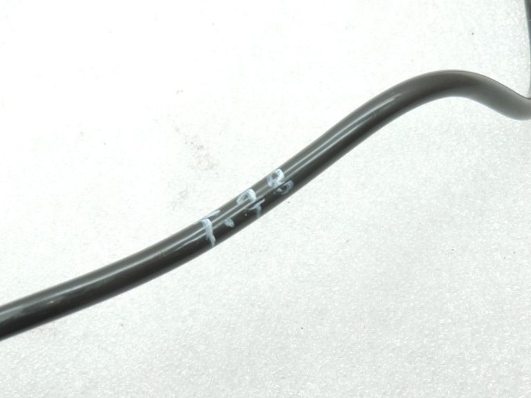 Oriģinālā Toyota Yaris P21 1.5 Hybrid degvielas tvertnes ventilācijas caurule 77027K0050