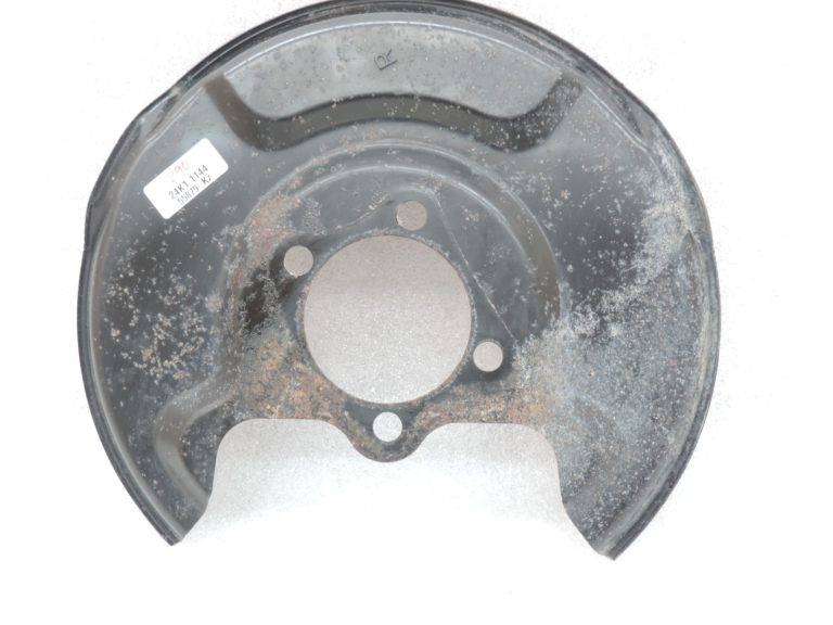 Oriģinālā Toyota Yaris P21 1.5 Hybrid Brake Disc Splash Plate Aizmugurējā labajā pusē