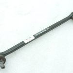 Oriģinālā Toyota Yaris P21 1.5 Hybrid Stabilizatora saite priekšējā kreisā