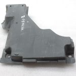 Oriģināls Toyota Yaris P21 Aizmugurējais kreisais apakšējais vāks 57628K0010