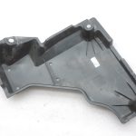 Oriģināls Toyota Yaris P21 Aizmugurējais kreisais apakšējais vāks 57628K0010