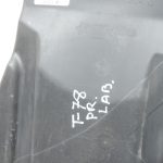 Oriģināls Toyota Yaris P21 Aizmugures pārsegs Dzinēja pārsegs Aizsardzības vairogs Labais