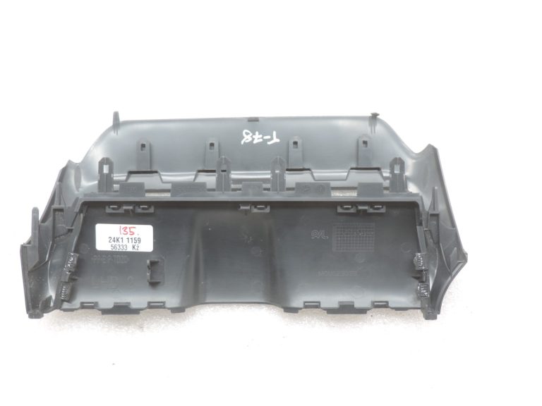 Oriģināls Toyota Yaris P21 centrālā ventilācijas atveres vāka kronšteins