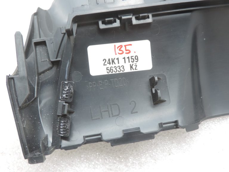 Oriģināls Toyota Yaris P21 centrālā ventilācijas atveres vāka kronšteins