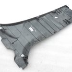 Oriģinālā Toyota Yaris P21 B-pilona apdare kreisā, melna 62414K0020C1
