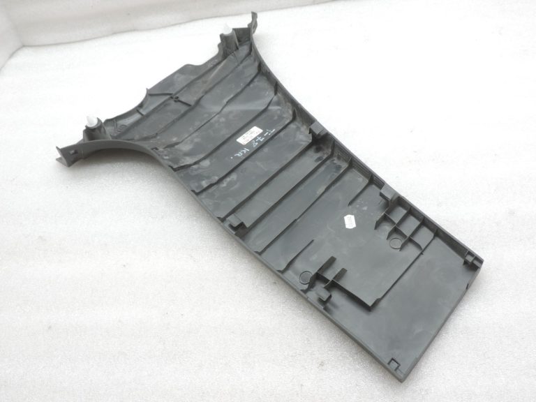 Oriģinālā Toyota Yaris P21 B-pilona apdare kreisā, melna 62414K0020C1