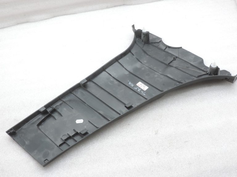 Oriģinālā Toyota Yaris P21 B-pilona apdare kreisā, melna 62414K0020C1