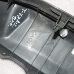 Oriģināls Toyota Yaris P21 aizmugurējo durvju apdares vāks 67761K0020C0