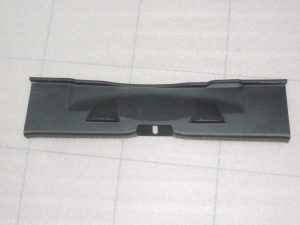 Подлинная крышка отсека Toyota Yaris P21 64716K0020C0