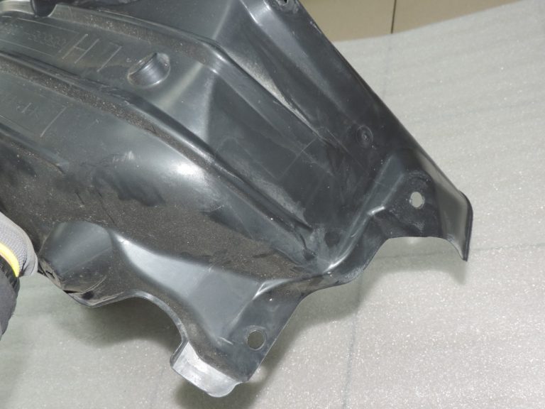 Oriģināls Toyota Yaris P21 riteņa arkas uzlikas uzlika Aizmugurējā kreisā riteņa arkas uzlika
