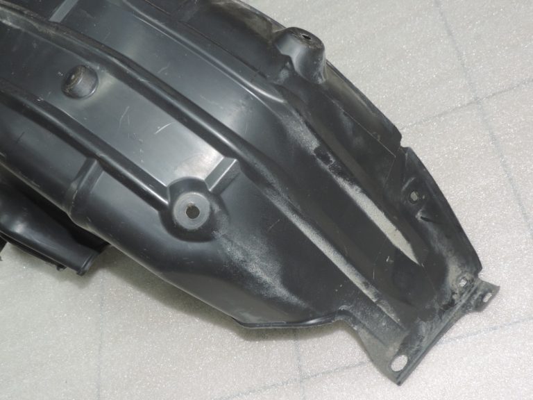 Oriģināls Toyota Yaris P21 riteņa arkas uzlikas uzlika Aizmugurējā kreisā riteņa arkas uzlika