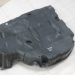 Oriģinālā Toyota Yaris P21 aizmugurējā apakšējā paneļa apdare 58415K0010, 58415-K0010