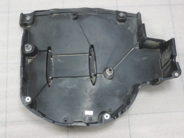 Oriģinālā Toyota Yaris P21 aizmugurējā apakšējā paneļa apdare 58415K0010, 58415-K0010