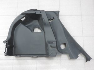 Oriģināls Toyota Yaris P21 bagāžas nodalījuma vāks kreisais 64740K0050C0