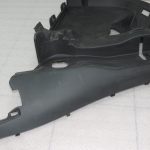 Oriģināls Toyota Yaris P21 bagāžas nodalījuma vāks kreisais 64740K0050C0