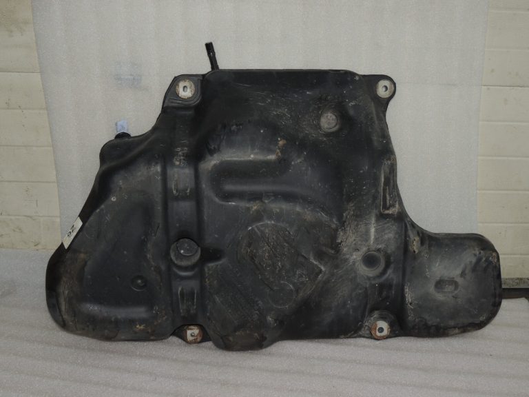 Toyota Avensis T27 2ZR-FAE 1.8VVTi degvielas tvertne 7700105050