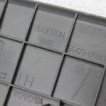 Toyota Avensis T27 paneļa skaļruņa vāks kreisais 55473-05011-C1