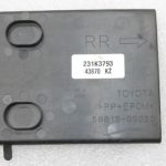 Toyota Avensis T27 centrālās konsoles gumijas paklājiņš RR 58815-05050, 5881505050