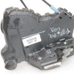 Toyota Avensis T27 Auris E18 Priekšējā labās puses durvju slēdzene 6903005131, 69030-05131