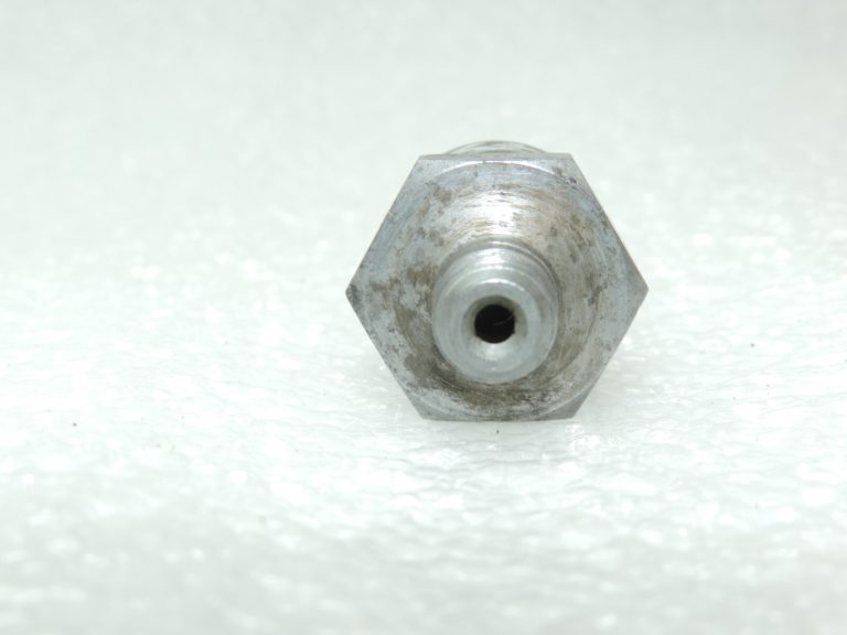 Oriģināls Toyota Avensis T27 1.8 eļļas spiediena sensora spiediena slēdzis 8353012060