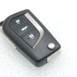 Toyota Avensis T27 Verso tālvadības pults atslēga 433.92MHz