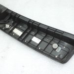 Toyota Avensis T27 bagāžnieka sliekšņa vāks 5838705110C0