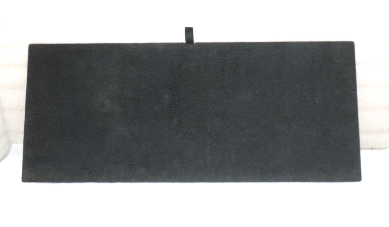 Toyota Avensis T27 kombi bagāžas nodalījuma pārsegs 5841005021C1