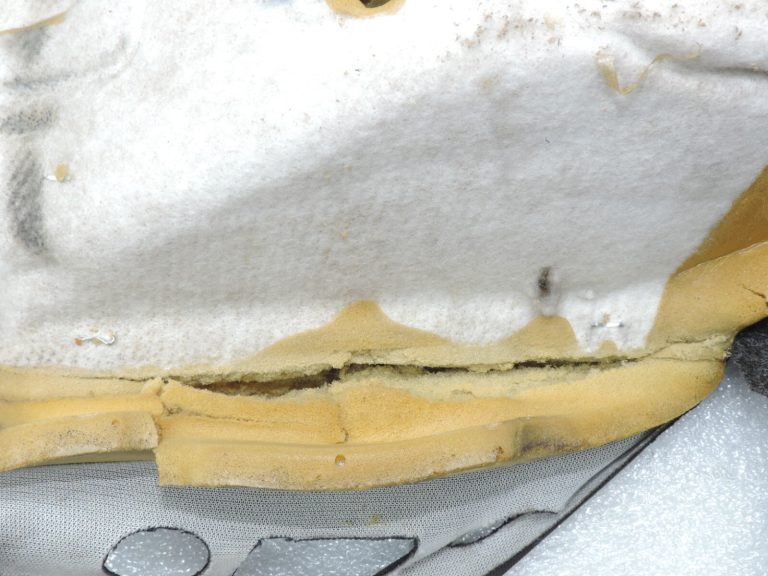 Toyota Avensis T27 priekšējā labā sēdekļa spilvens ar sildītāju 710710-5A10-C1