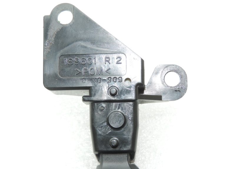 Oriģināls Toyota Avensis T27 pārnesumu pārslēgšanas pārnesums (+) 846100F020 84620-0F020