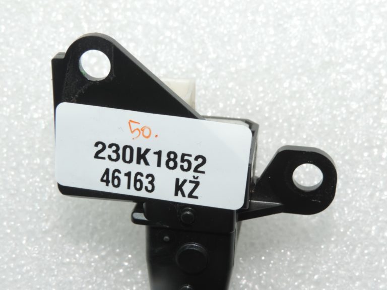 Oriģināls Toyota Avensis T27 pārnesumu pārslēgšanas pārnesums (+) 846100F020 84620-0F020