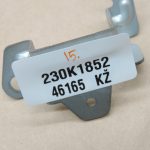 Toyota Avensis T27 Pārnesumu pārslēgšanas lāpstiņa (+) Labais kronšteins 8411305020