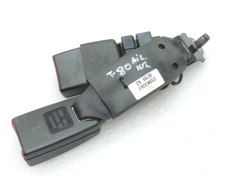 Oriģinālā Toyota Avensis T27 Aizmugurējās drošības jostas sprādzes centrālais dubultais 7348005060C1