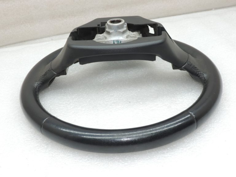 Oriģināls Toyota Avensis T27 facelift stūres rats sporta stūres rats ādas 4510005890C0