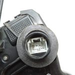 Oriģinālā Toyota Avensis T27 durvju slēdzene priekšējā labajā pusē 6903005130