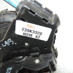 Oriģinālā Toyota Avensis T27 durvju slēdzene priekšējā labajā pusē 6903005130